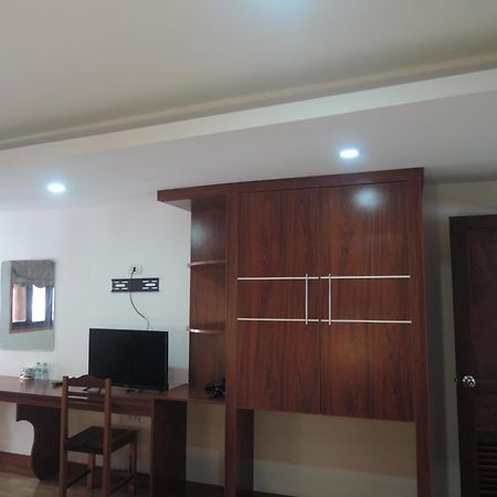 Lacasa Vang Vieng Hotel Exterior photo
