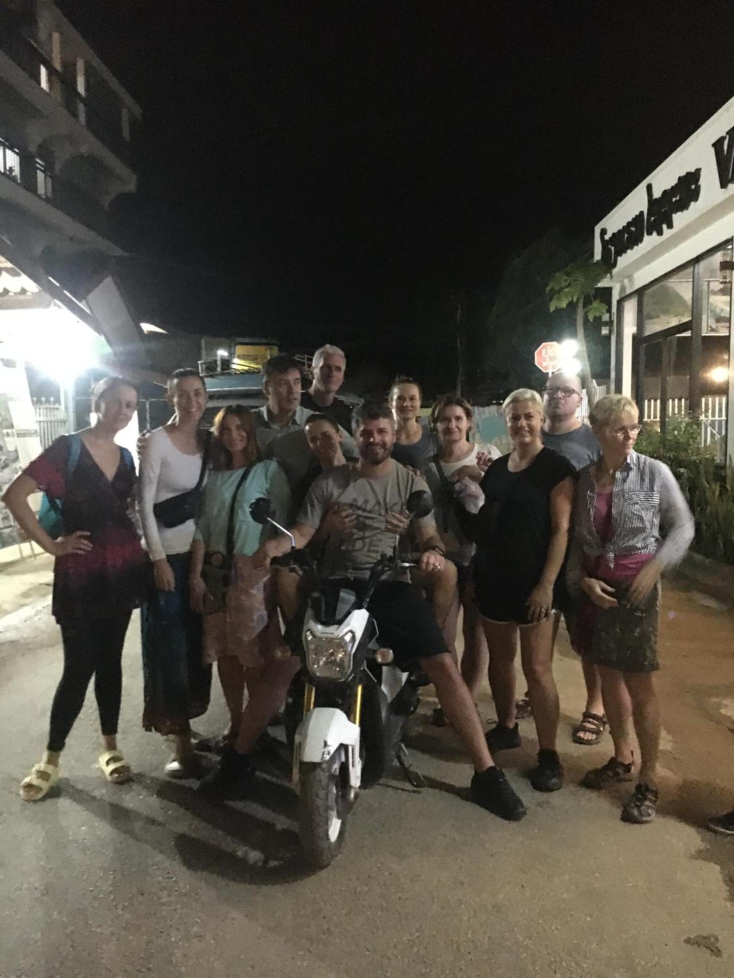 Lacasa Vang Vieng Hotel Exterior photo